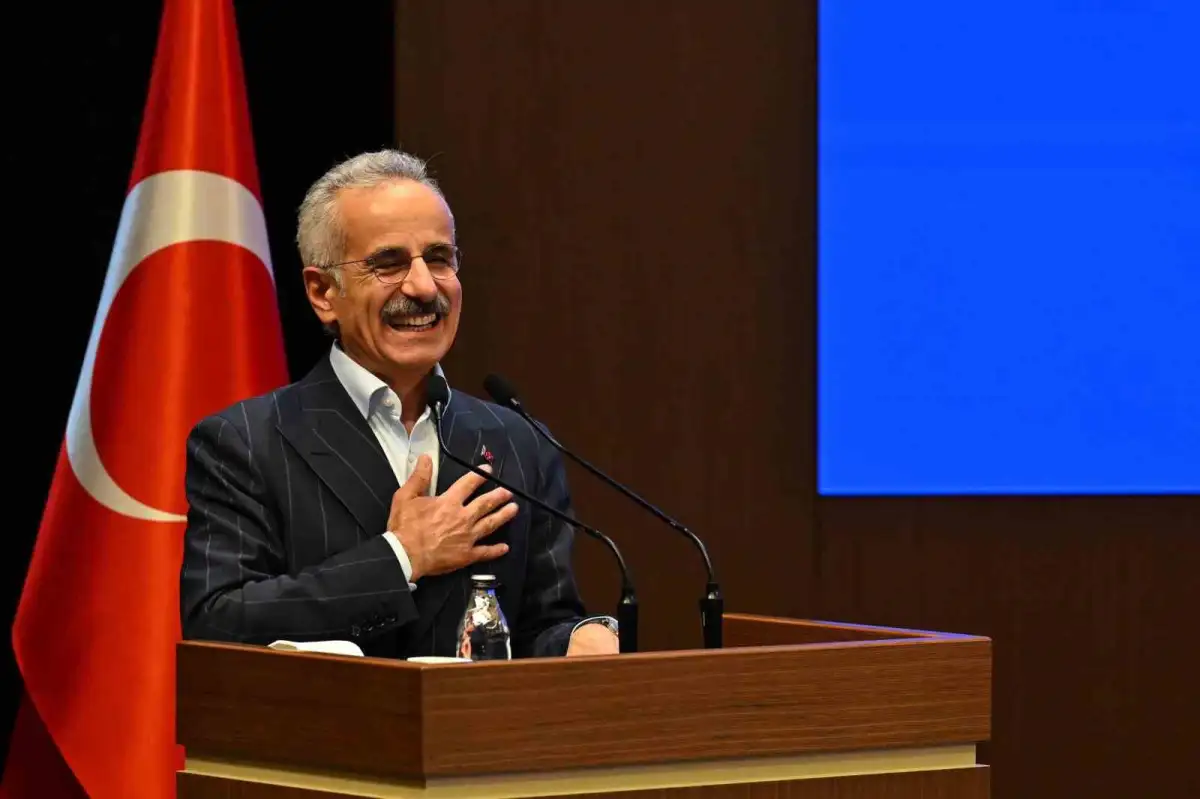 Ulaştırma ve Altyapı Bakanı Uraloğlu: “Esenboğa Metromuzun yeni projesini 2 aya kadar bitirmiş olacağız”
