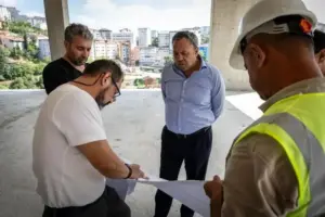 Yeni hizmet binası çalışmalarını denetledi