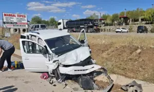 Bingöl’de trafik kazası: 3 yaralı